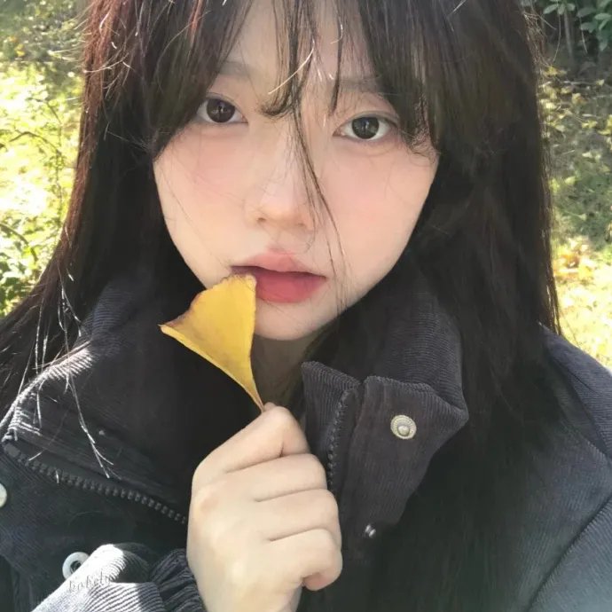 村里来了个作精大小姐